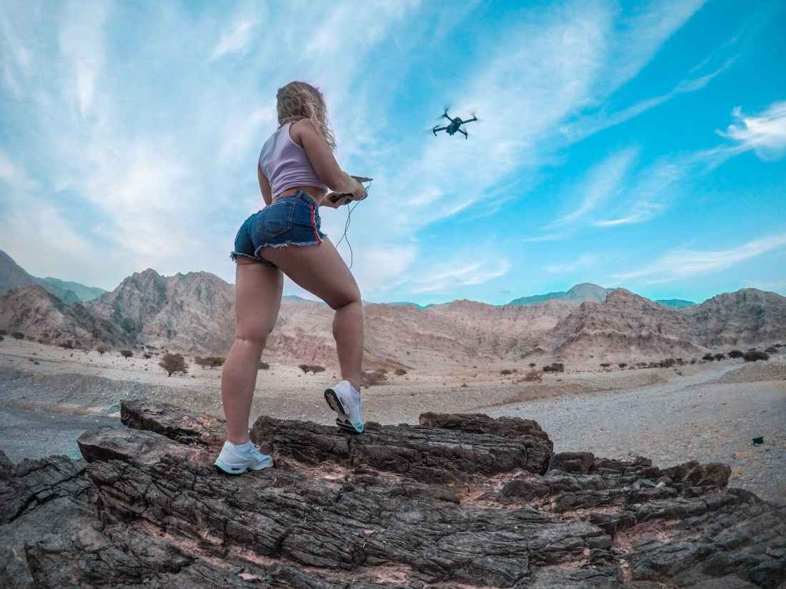 https://dronefuz.com rc hot girl